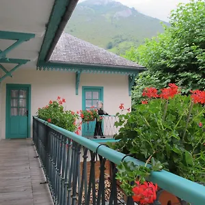 Villa La Cazalère, Campan